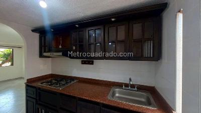 Apartamento en venta en Cañaverales, Cali · foto 2 de 18