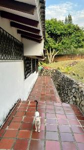 Casa de 5 alcobas en venta en Ciudad Jardin, Cali, 1560 m² · foto 10 de 17