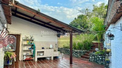 Casa de 5 alcobas en venta en Ciudad Jardin, Cali, 1560 m² · foto 14 de 17