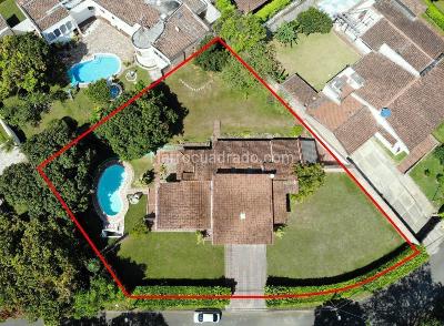 Casa de 5 alcobas en venta en Ciudad Jardin, Cali, 1560 m² · foto 16 de 17