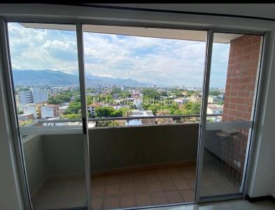 Apartamento en venta en El Limonar, Cali · foto 5 de 9