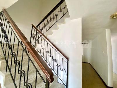 Casa de 5 alcobas en venta en Prados Del Norte, Cali, 340 m² · foto 13 de 20