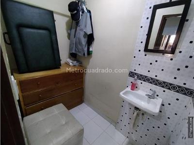 Casa de 2 alcobas en venta en La Floresta, Cali, 400 m² · foto 4 de 20
