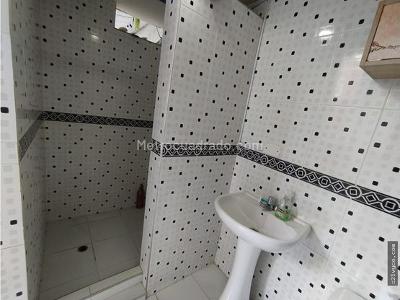 Casa de 2 alcobas en venta en La Floresta, Cali, 400 m² · foto 6 de 20