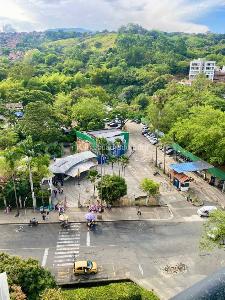 Apartamento de 4 alcobas en venta en Santa Teresita, Cali, 130 m² · foto 2 de 20