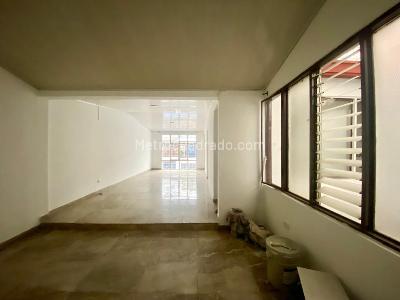 Apartamento de 5 alcobas en venta en Los Andes B, Cali, 250 m² · foto 3 de 9