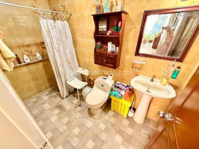 Casa de 5 alcobas en venta en La Flora, Cali, 285 m² · foto 5 de 20
