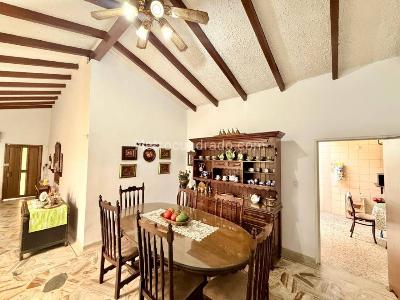 Casa de 5 alcobas en venta en La Flora, Cali, 285 m² · foto 8 de 20
