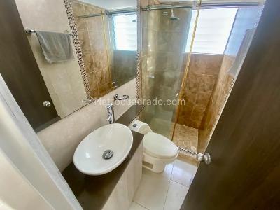 Apartamento de 2 alcobas en venta en Brisas De Los Alamos, Cali, 56 m² · foto 13 de 20