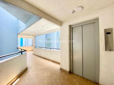 Apartamento de 2 alcobas en venta en Brisas De Los Alamos, Cali, 56 m² · foto 19 de 20