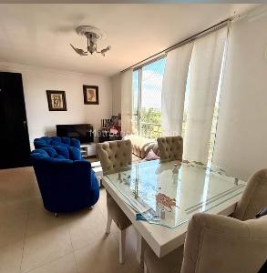 Apartamento de 3 alcobas en venta en Valle Del Lili, Cali, 58 m² · foto 2 de 10
