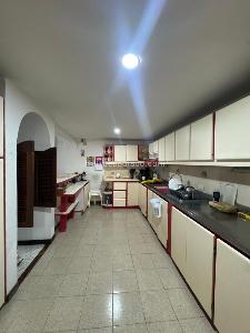 Casa de 5 alcobas en venta en El Ingenio, Cali, 250 m² · foto 7 de 20