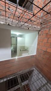 Casa de 5 alcobas en venta en Ricardo Balcazar, Cali, 108 m² · foto 13 de 20