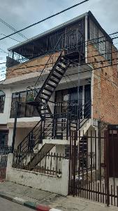 Casa de 5 alcobas en venta en Ricardo Balcazar, Cali, 108 m² · foto 2 de 20