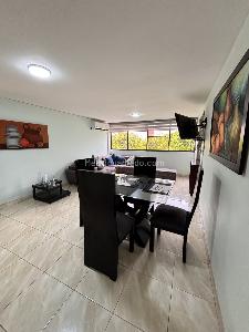Apartamento de 3 alcobas en venta en Los Cambulos, Cali, 95 m² · foto 5 de 20