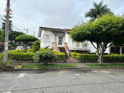 Casa de 5 alcobas en arriendo en Las Mercedes, Palmira, 380 m² · foto 3 de 20