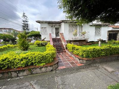Casa de 5 alcobas en arriendo en Las Mercedes, Palmira, 380 m² · foto 4 de 20