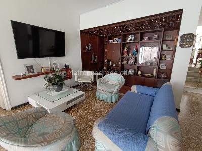 Casa de 5 alcobas en arriendo en Las Mercedes, Palmira, 380 m² · foto 15 de 20