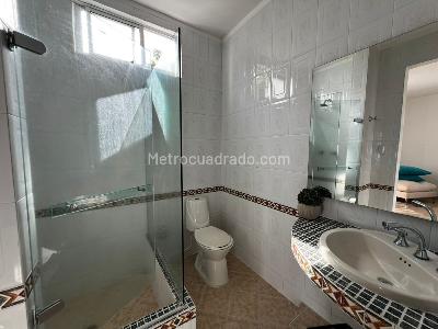 Casa de 5 alcobas en venta en Ciudad Jardin, Cali, 550 m² · foto 16 de 20