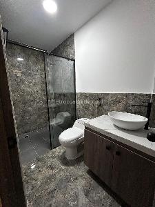 Casa de 5 alcobas en venta en Ciudad 2000, Cali, 275 m² · foto 19 de 20