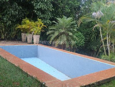 Casa de 4 alcobas en venta en La Buitrera, Cali, 230 m² · foto 14 de 20