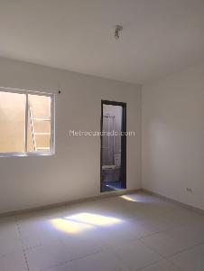 Casa de 5 alcobas en venta en Guayaquil, Cali, 390 m² · foto 3 de 14