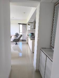 Apartamento de 3 alcobas en venta en Valle Del Lili, Cali, 102 m² · foto 2 de 17