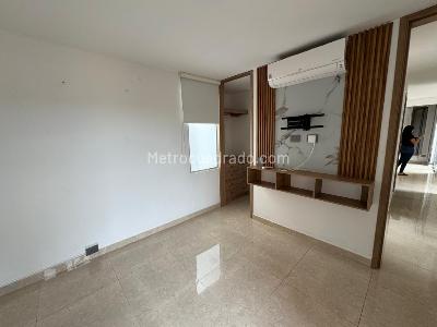 Apartamento de 3 alcobas en venta en Valle Del Lili, Cali, 85 m² · foto 3 de 18