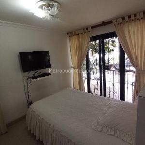 Casa de 4 alcobas en venta en Santa Barbara, Cali, 270 m² · foto 13 de 20