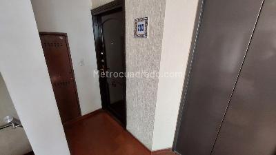 Apartamento de 3 alcobas en venta en Prados Del Norte, Cali, 74 m² · foto 2 de 20