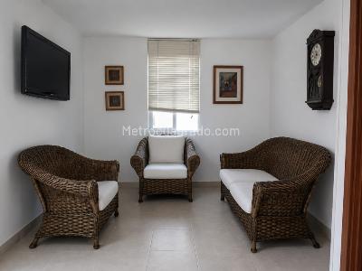 Apartamento en venta en La Hacienda, Cali · foto 4 de 9