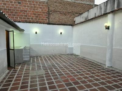 Casa de 4 alcobas en venta en Bretaña, Cali, 260 m² · foto 17 de 20