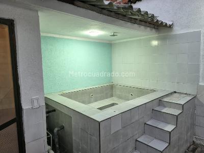 Casa de 4 alcobas en venta en Bretaña, Cali, 260 m² · foto 18 de 20