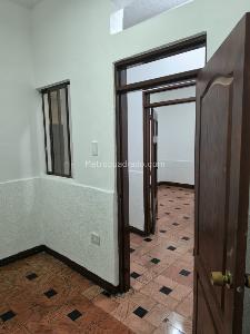 Casa de 4 alcobas en venta en Bretaña, Cali, 260 m² · foto 8 de 20