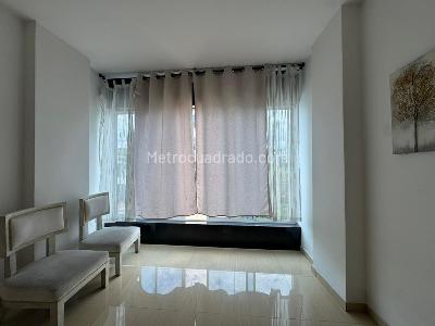 Casa de 5 alcobas en arriendo en Las Mercedes, Palmira, 460 m² · foto 9 de 20