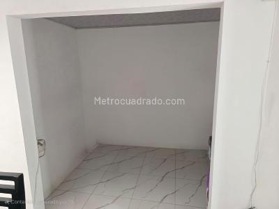 Casa de 4 alcobas en venta en Primitivo Crespo, Cali, 90 m² · foto 5 de 9