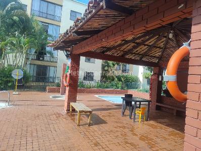 Apartamento de 3 alcobas en venta en La Hacienda, Cali, 96 m² · foto 2 de 16