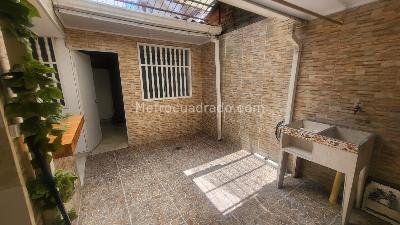 Casa de 3 alcobas en venta en Villa Del Lago, Cali, 55 m² · foto 6 de 13
