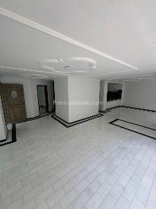 Casa de 5 alcobas en venta en El Ingenio, Cali, 546 m² · foto 2 de 14