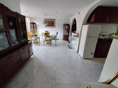 Casa de 4 alcobas en venta en La Hacienda, Cali, 318 m² · foto 9 de 20