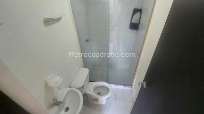 Apartamento de 3 alcobas en venta en Puertas Del Sol, Cali, 45 m² · foto 10 de 11