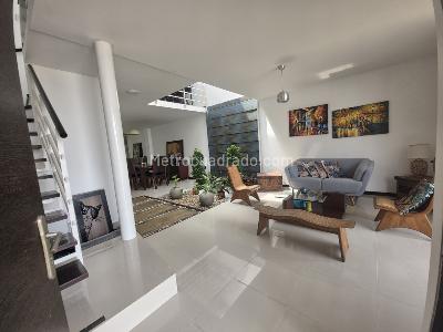 Casa de 3 alcobas en venta en Bella Suiza Alta, Cali, 150 m² · foto 2 de 20