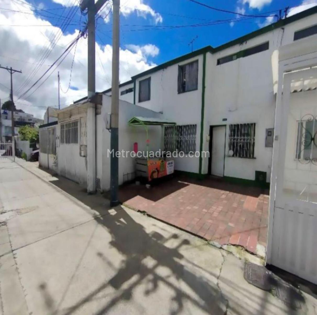 Venta de Casa en Villas de madrigal Bogotá D.C. 342M4421200