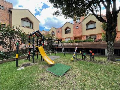 Casa en venta en Colina Campestre, Bogotá · foto 3 de 19