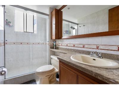 Apartamento en venta en Lagos De Cordoba, Bogotá · foto 17 de 20