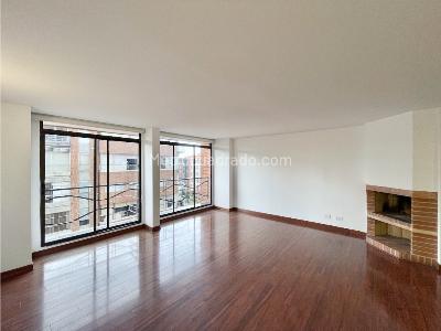 Apartamento de 3 alcobas en venta en San Patricio, Bogotá, 124 m² · foto 15 de 20