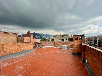 Apartamento de 3 alcobas en venta en San Patricio, Bogotá, 124 m² · foto 8 de 20