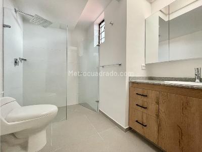 Apartamento de 3 alcobas en venta en San Patricio, Bogotá, 124 m² · foto 9 de 20