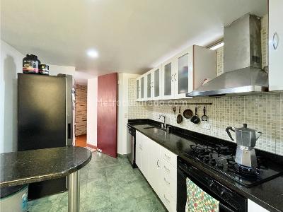 Apartamento en venta en Cedritos, Bogotá · foto 8 de 19