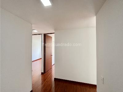 Apartamento de 3 alcobas en venta en Tibabita, Bogotá, 71 m² · foto 7 de 20
